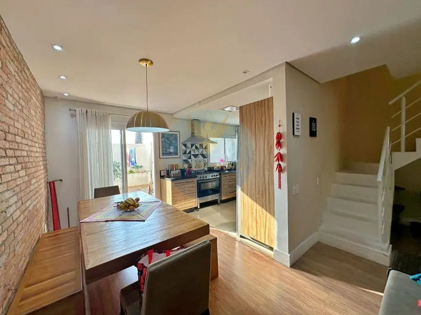 Casa de Condomínio com 4 quartos à venda, 164m2 em Granja Viana, Cotia - SP - imagem 2 Foto 2 de Casa de Condomínio com 4 quartos à venda, 164m2 em Granja Viana, Cotia - SP