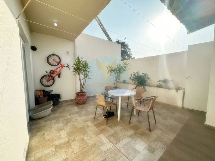 Casa de Condomínio com 4 quartos à venda, 164m2 em Granja Viana, Cotia - SP - imagem 5 Foto 5 de Casa de Condomínio com 4 quartos à venda, 164m2 em Granja Viana, Cotia - SP