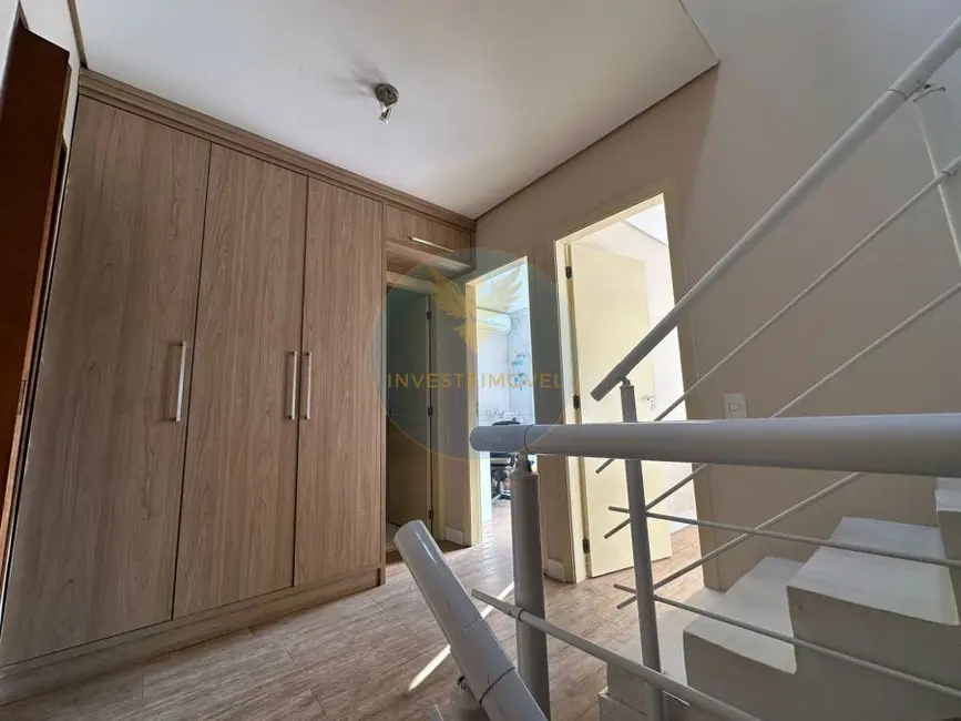 Casa de Condomínio com 4 quartos à venda, 164m2 em Granja Viana, Cotia - SP - imagem 8 Foto 8 de Casa de Condomínio com 4 quartos à venda, 164m2 em Granja Viana, Cotia - SP