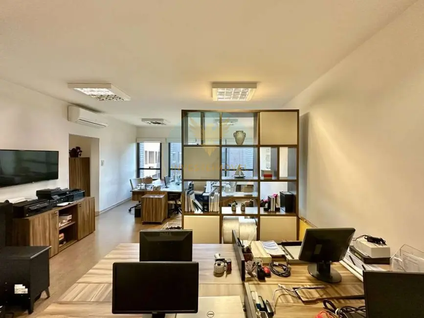 Sala Comercial para alugar, 82m2 em Granja Viana, Cotia - SP - imagem 8 Foto 8 de Sala Comercial para alugar, 82m2 em Granja Viana, Cotia - SP