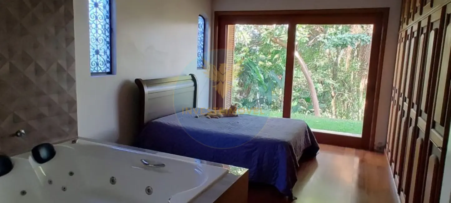 Foto 2 de Casa de Condomínio com 3 quartos à venda, 450m2 em Jandira - SP