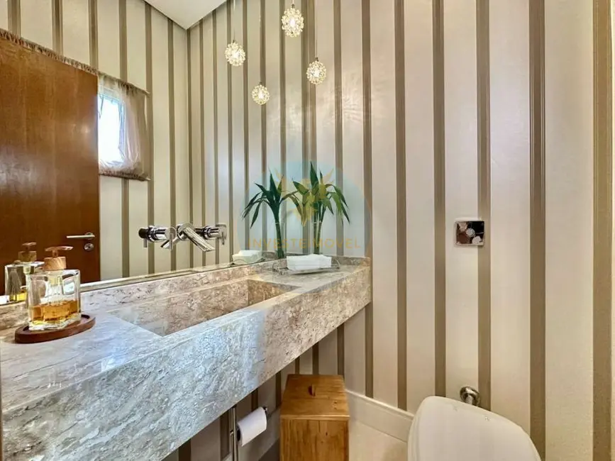 Casa de Condomínio com 3 quartos à venda, 281m2 em Granja Viana, Cotia - SP - imagem 8 Foto 8 de Casa de Condomínio com 3 quartos à venda, 281m2 em Granja Viana, Cotia - SP