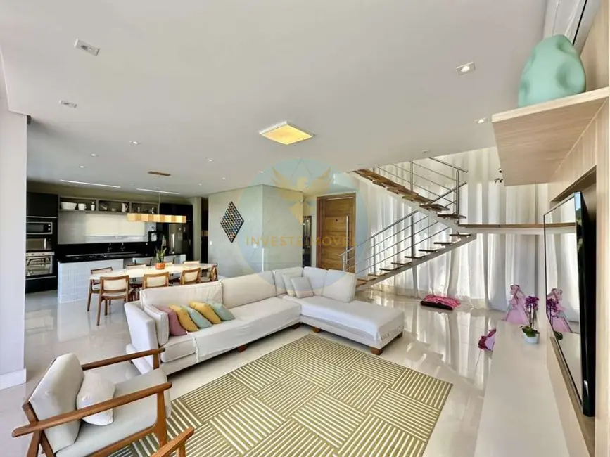 Casa de Condomínio com 3 quartos à venda, 281m2 em Granja Viana, Cotia - SP - imagem 6 Foto 6 de Casa de Condomínio com 3 quartos à venda, 281m2 em Granja Viana, Cotia - SP