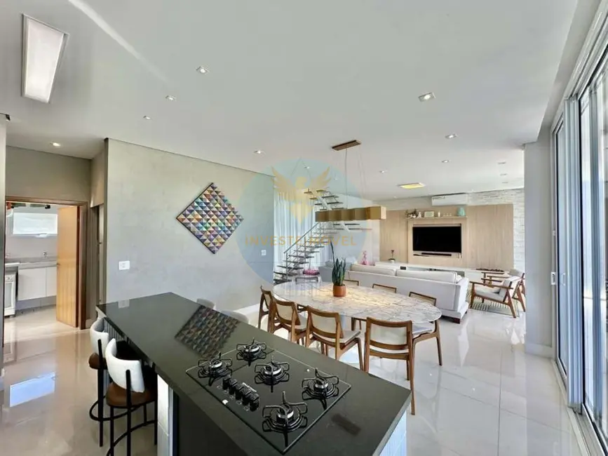 Casa de Condomínio com 3 quartos à venda, 281m2 em Granja Viana, Cotia - SP - imagem 9 Foto 9 de Casa de Condomínio com 3 quartos à venda, 281m2 em Granja Viana, Cotia - SP