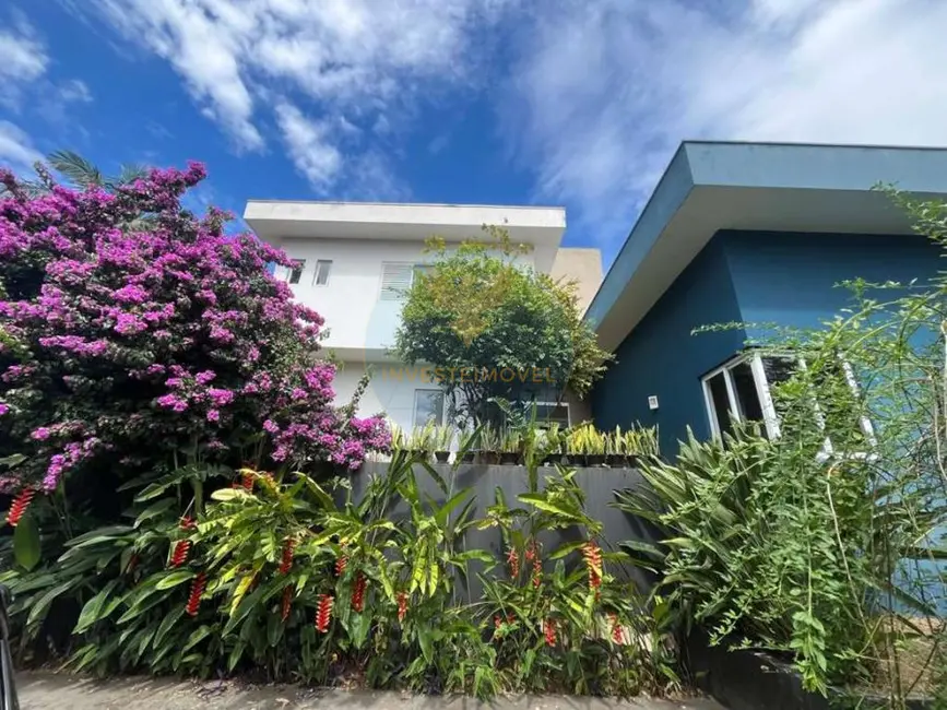 Foto 1 de Casa de Condomínio com 3 quartos à venda, 300m2 em Jandira - SP