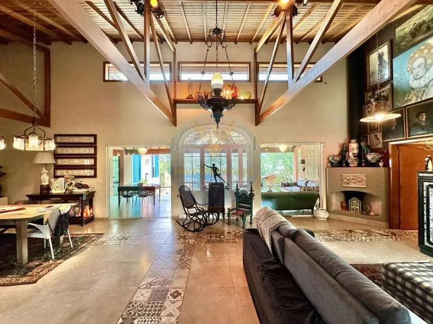 Foto 9 de Casa de Condomínio com 4 quartos à venda, 355m2 em Granja Viana, Cotia - SP