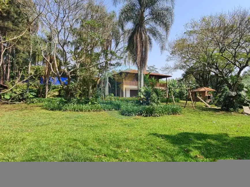 Casa com 5 quartos à venda, 757m2 em Granja Viana, Cotia - SP - imagem 1 Foto 1 de Casa com 5 quartos à venda, 757m2 em Granja Viana, Cotia - SP