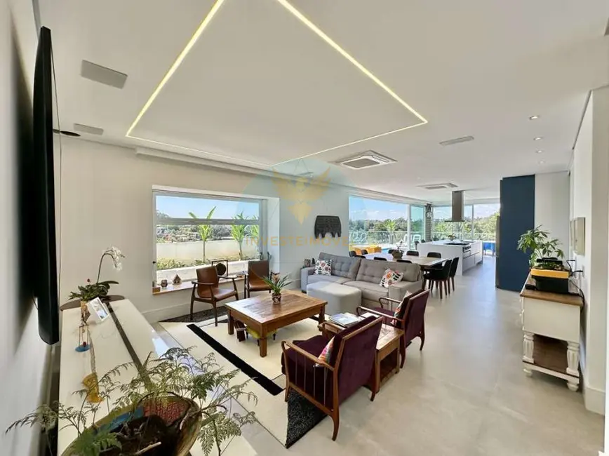 Foto 6 de Casa com 7 quartos à venda, 548m2 em Granja Viana, Cotia - SP