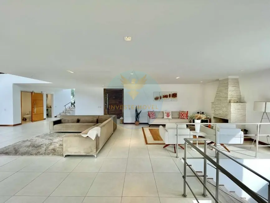 Casa com 4 quartos à venda, 489m2 em Granja Viana, Cotia - SP - imagem 6 Foto 6 de Casa com 4 quartos à venda, 489m2 em Granja Viana, Cotia - SP