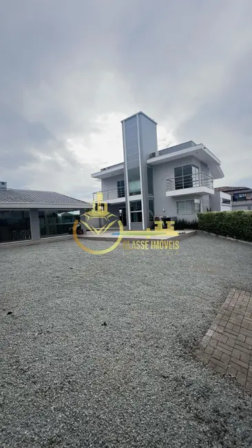 Foto 1 de Casa com 3 quartos à venda, 300m2 em Salseiros, Itajai - SC