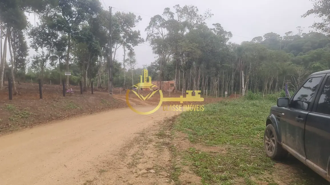 Foto 1 de Terreno / Lote à venda em Balneario Picarras - SC