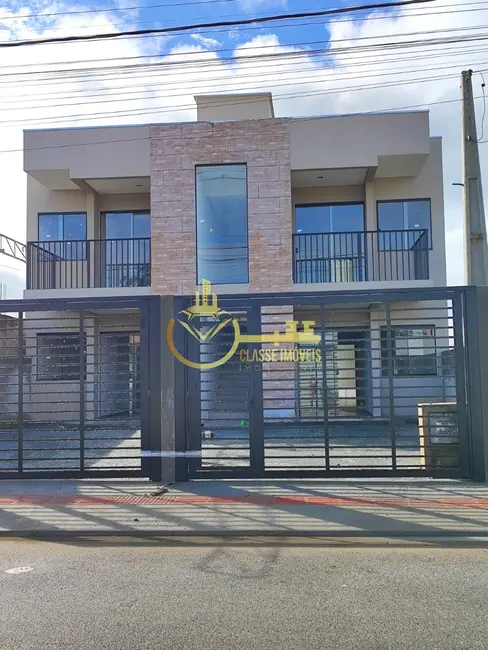 Foto 1 de Casa com 2 quartos à venda, 63m2 em Espinheiros, Itajai - SC