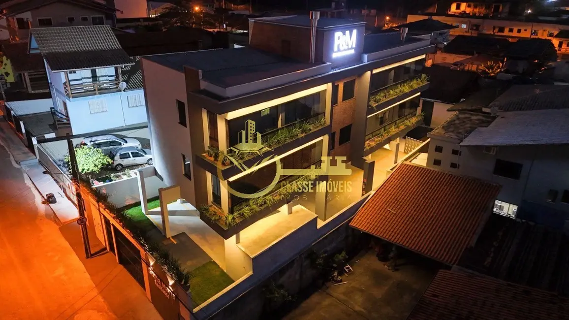 Sobrado com 2 quartos à venda, 70m2 em Penha - SC - imagem 1 Foto 1 de Sobrado com 2 quartos à venda, 70m2 em Penha - SC