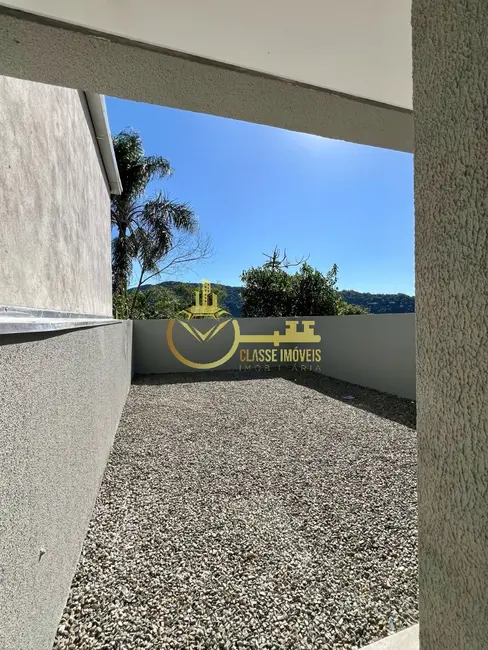 Sobrado com 2 quartos à venda, 109m2 em Espinheiros, Itajai - SC - imagem 6 Foto 6 de Sobrado com 2 quartos à venda, 109m2 em Espinheiros, Itajai - SC