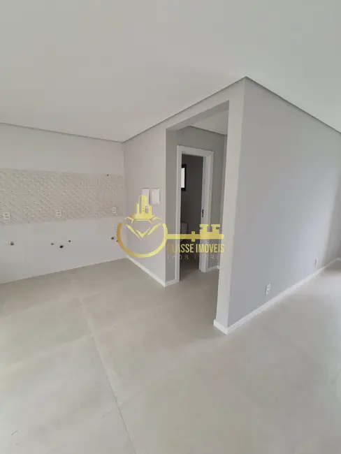 Sobrado com 1 quarto à venda, 104m2 em São João, Itajai - SC - imagem 6 Foto 6 de Sobrado com 1 quarto à venda, 104m2 em São João, Itajai - SC