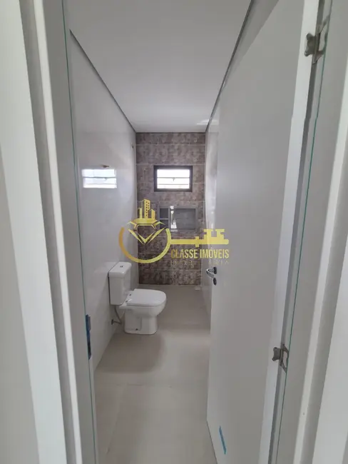 Sobrado com 1 quarto à venda, 104m2 em São João, Itajai - SC - imagem 7 Foto 7 de Sobrado com 1 quarto à venda, 104m2 em São João, Itajai - SC