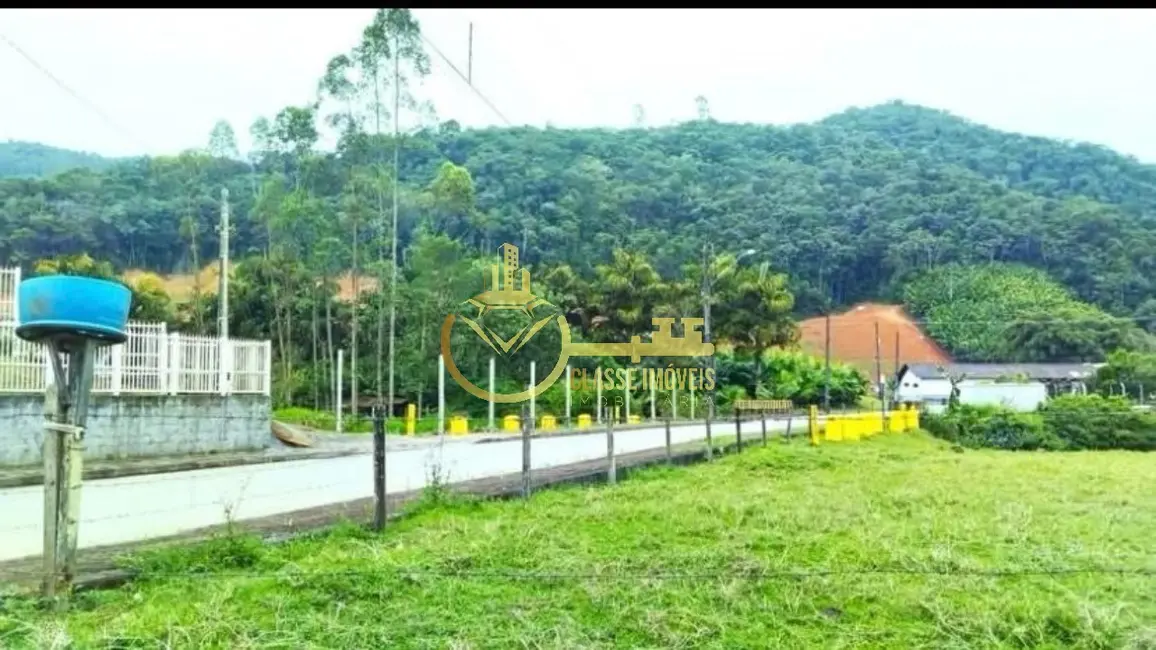 Foto 2 de Terreno / Lote à venda, 883m2 em Escalvados, Navegantes - SC