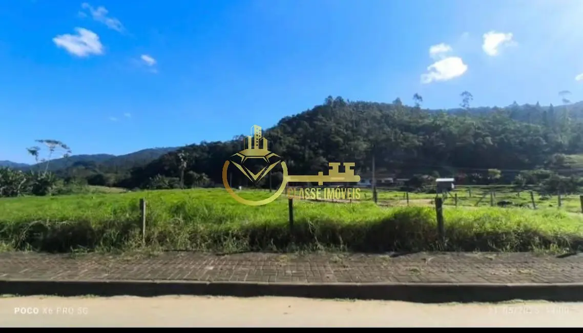 Foto 1 de Terreno / Lote à venda, 1000m2 em Luiz Alves - SC