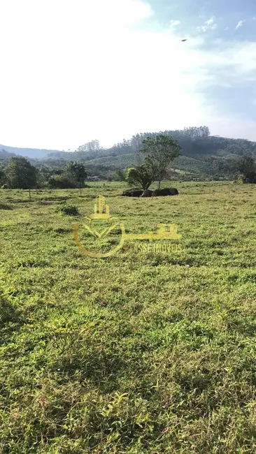 Foto 1 de Terreno / Lote à venda, 20000m2 em Ilhota - SC