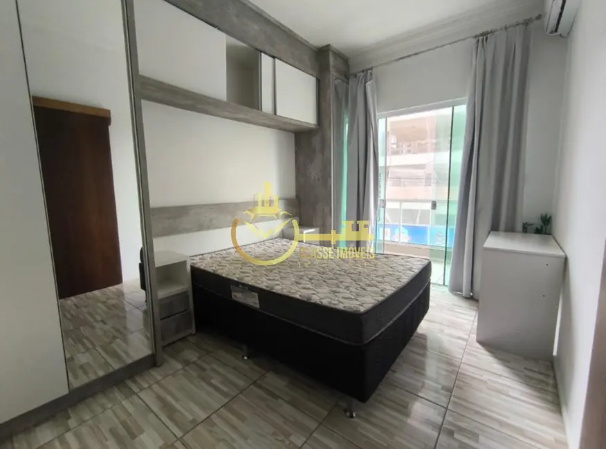 Foto 2 de Sobrado com 4 quartos à venda, 112m2 em Centro, Navegantes - SC