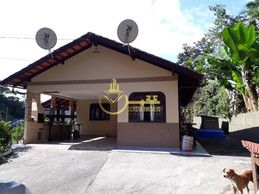 Casa com 3 quartos à venda, 1100m2 em Progresso, Blumenau - SC - imagem 5 Foto 5 de Casa com 3 quartos à venda, 1100m2 em Progresso, Blumenau - SC