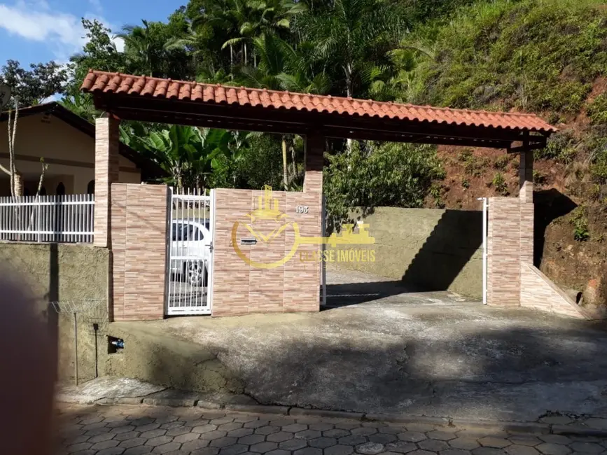 Casa com 3 quartos à venda, 1100m2 em Progresso, Blumenau - SC - imagem 8 Foto 8 de Casa com 3 quartos à venda, 1100m2 em Progresso, Blumenau - SC