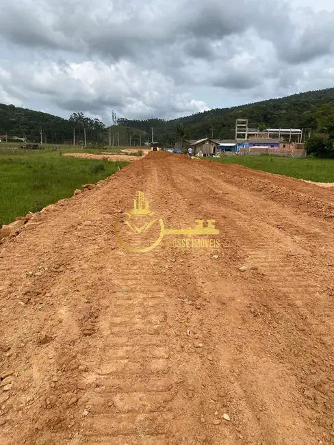 Foto 2 de Terreno / Lote à venda, 260m2 em Ilhota - SC