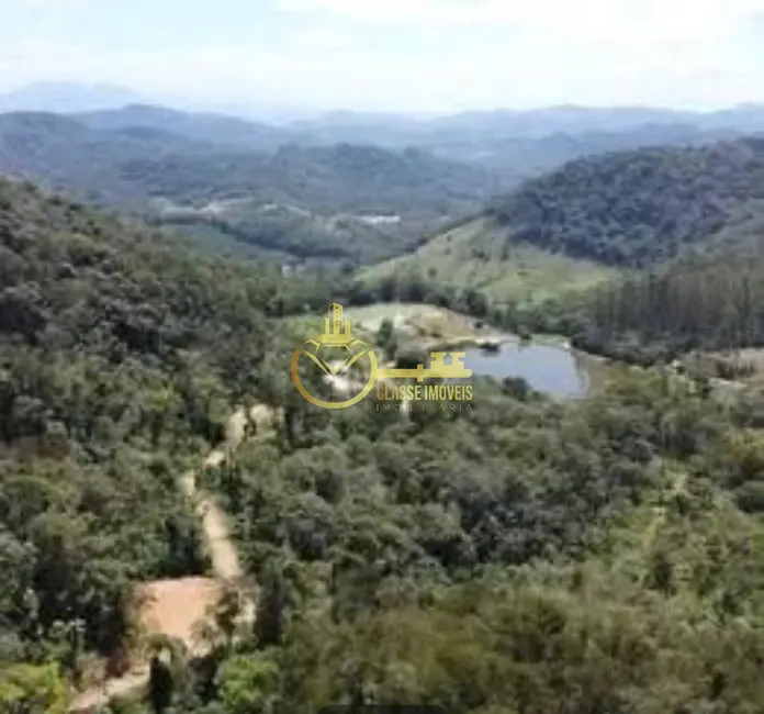 Foto 1 de Terreno / Lote à venda, 20000m2 em Massaranduba - SC