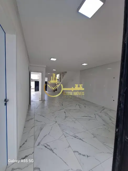 Sobrado com 3 quartos à venda, 139m2 em Penha - SC - imagem 9 Foto 9 de Sobrado com 3 quartos à venda, 139m2 em Penha - SC