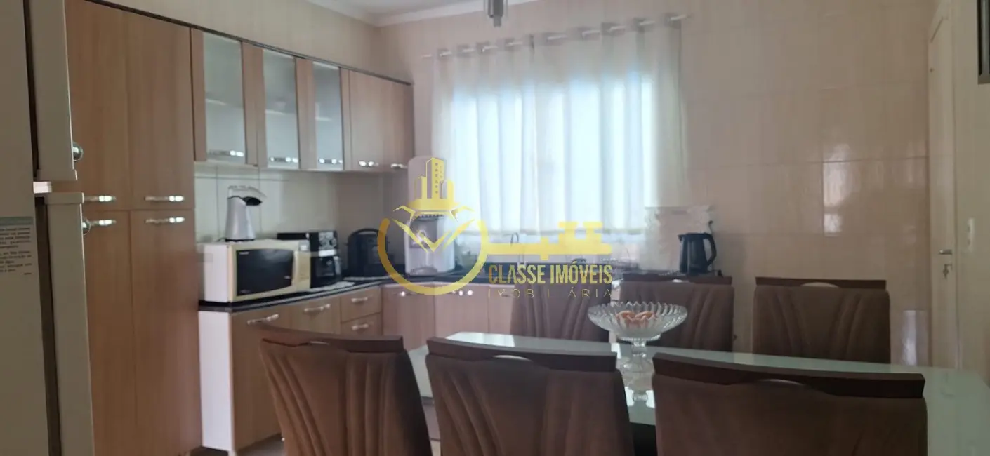 Casa com 2 quartos à venda, 200m2 em Espinheiros, Itajai - SC - imagem 2 Foto 2 de Casa com 2 quartos à venda, 200m2 em Espinheiros, Itajai - SC