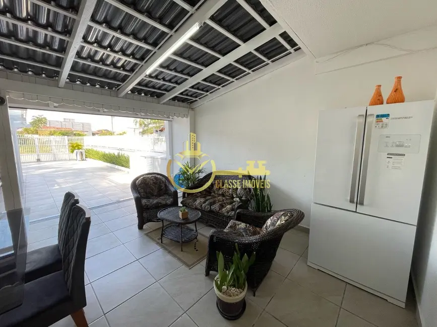 Foto 5 de Casa com 3 quartos à venda, 177m2 em Centro, Balneario Picarras - SC