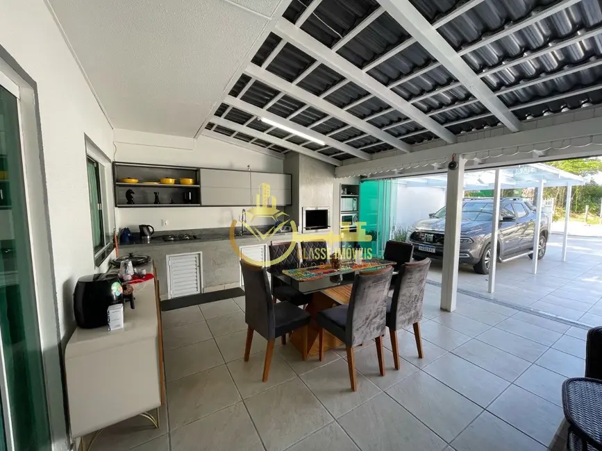 Foto 6 de Casa com 3 quartos à venda, 177m2 em Centro, Balneario Picarras - SC