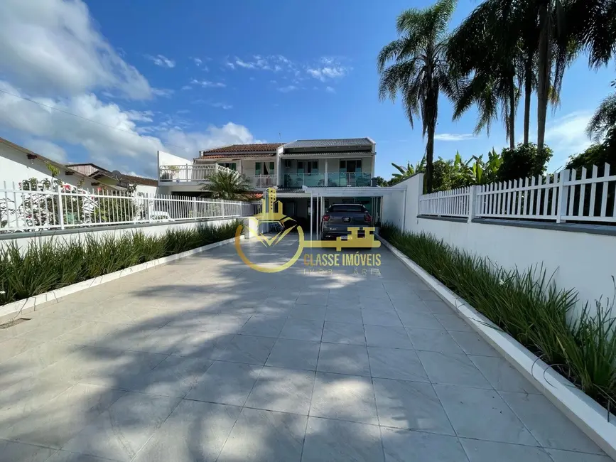 Foto 1 de Casa com 3 quartos à venda, 177m2 em Centro, Balneario Picarras - SC