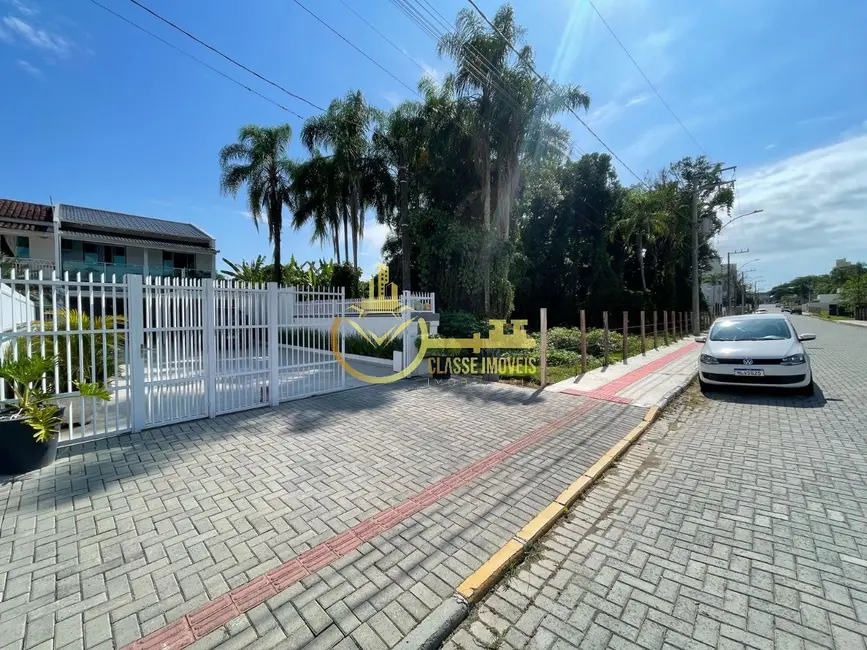 Foto 7 de Casa com 3 quartos à venda, 177m2 em Centro, Balneario Picarras - SC