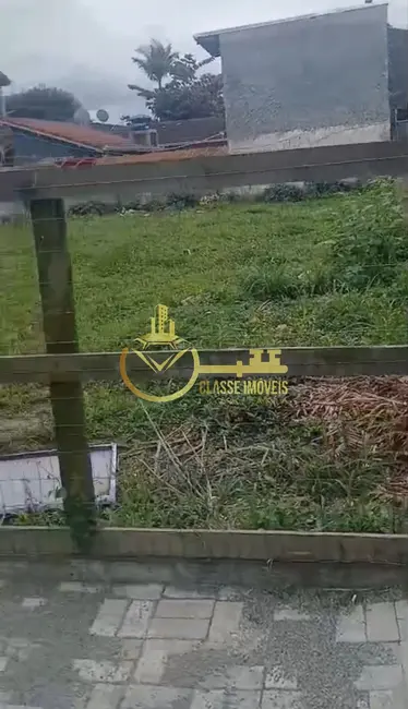 Foto 6 de Terreno / Lote à venda, 264m2 em Balneario Picarras - SC