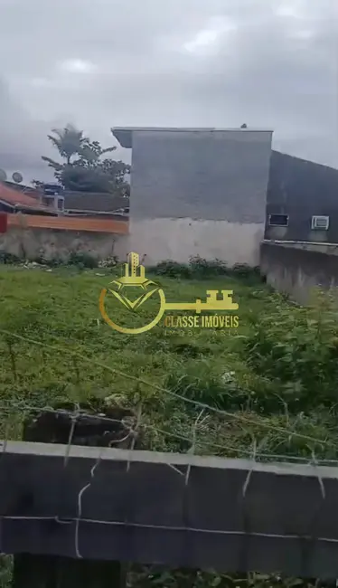 Foto 1 de Terreno / Lote à venda, 264m2 em Balneario Picarras - SC