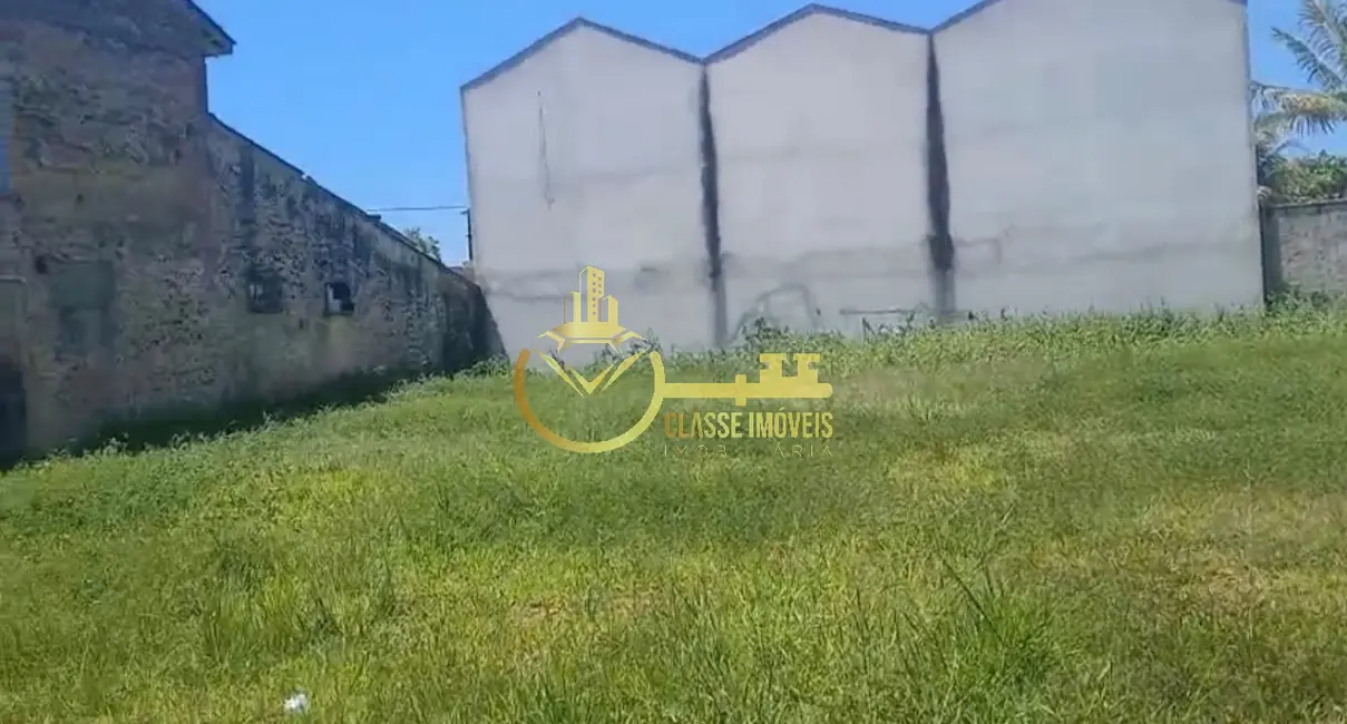 Foto 2 de Terreno / Lote à venda, 750m2 em Balneario Picarras - SC