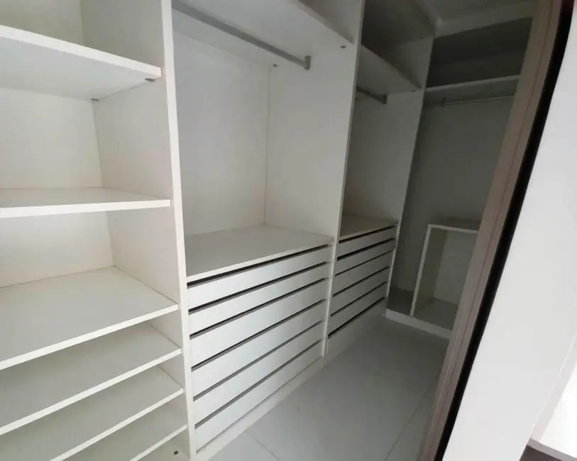 Apartamento com 2 quartos à venda, 100m2 em Canela, Salvador - BA - imagem 5 Foto 5 de Apartamento com 2 quartos à venda, 100m2 em Canela, Salvador - BA