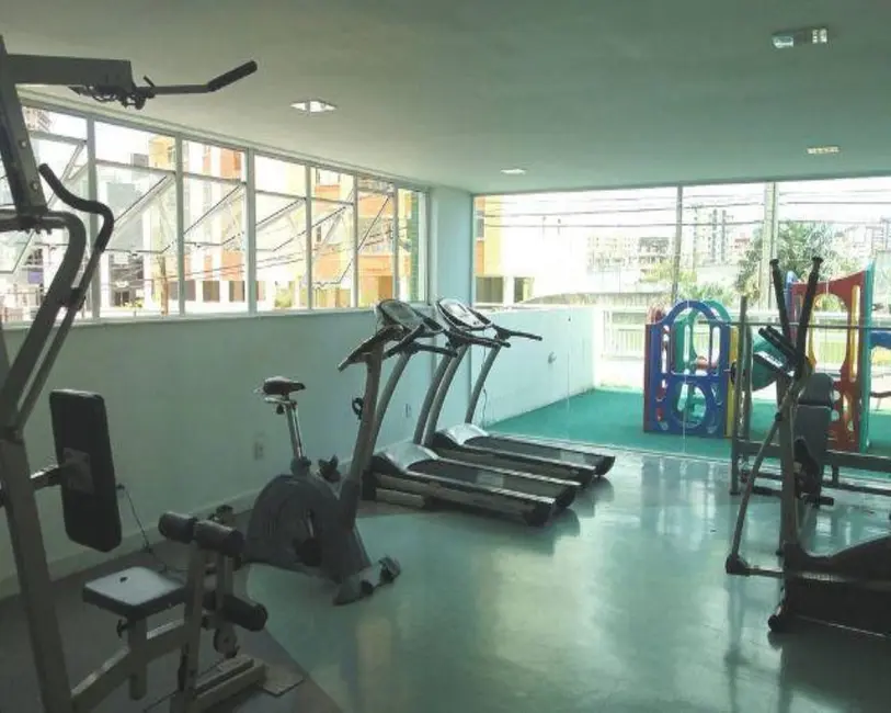 Apartamento com 2 quartos à venda, 73m2 em Costa Azul, Salvador - BA - imagem 3 Foto 3 de Apartamento com 2 quartos à venda, 73m2 em Costa Azul, Salvador - BA