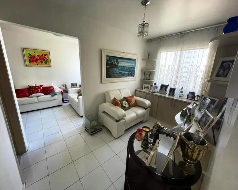 Apartamento com 3 quartos à venda, 84m2 em Itaigara, Salvador - BA - imagem 6 Foto 6 de Apartamento com 3 quartos à venda, 84m2 em Itaigara, Salvador - BA