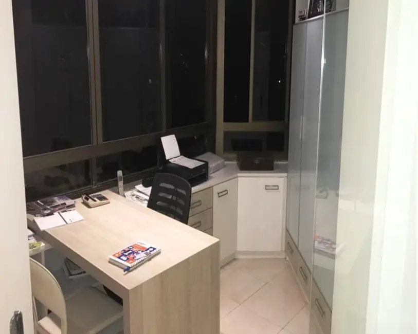 Apartamento com 4 quartos à venda, 250m2 em Horto Florestal, Salvador - BA - imagem 4 Foto 4 de Apartamento com 4 quartos à venda, 250m2 em Horto Florestal, Salvador - BA