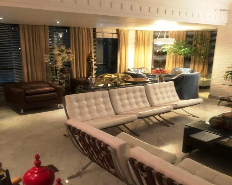 Apartamento com 4 quartos à venda, 212m2 em Horto Florestal, Salvador - BA - imagem 5 Foto 5 de Apartamento com 4 quartos à venda, 212m2 em Horto Florestal, Salvador - BA