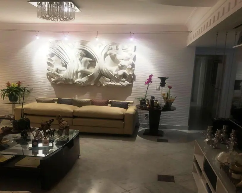 Apartamento com 4 quartos à venda, 212m2 em Horto Florestal, Salvador - BA - imagem 3 Foto 3 de Apartamento com 4 quartos à venda, 212m2 em Horto Florestal, Salvador - BA