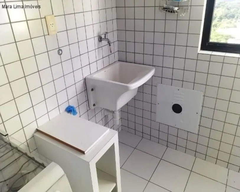 Foto 7 de Apartamento com 3 quartos para alugar, 75m2 em Armação, Salvador - BA