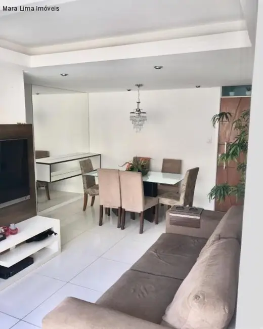 Foto 2 de Apartamento com 2 quartos à venda, 66m2 em Imbuí, Salvador - BA