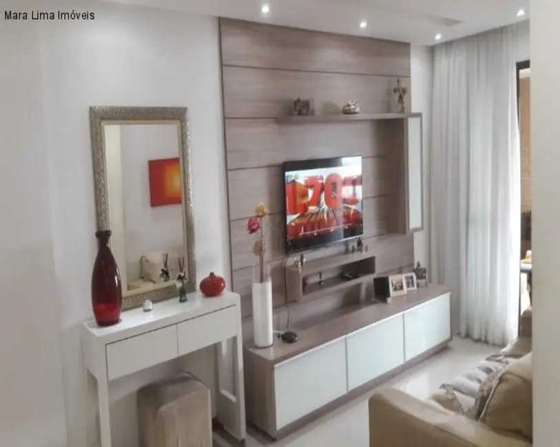 Apartamento com 4 quartos para alugar, 98m2 em Armação, Salvador - BA - imagem 6 Foto 6 de Apartamento com 4 quartos para alugar, 98m2 em Armação, Salvador - BA