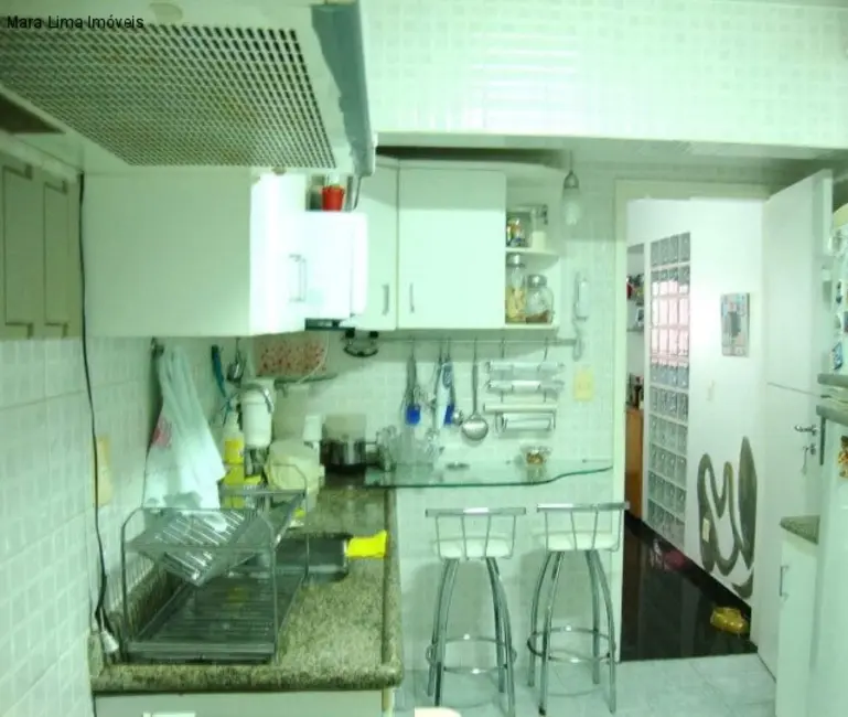 Apartamento com 3 quartos à venda, 120m2 em Costa Azul, Salvador - BA - imagem 3 Foto 3 de Apartamento com 3 quartos à venda, 120m2 em Costa Azul, Salvador - BA