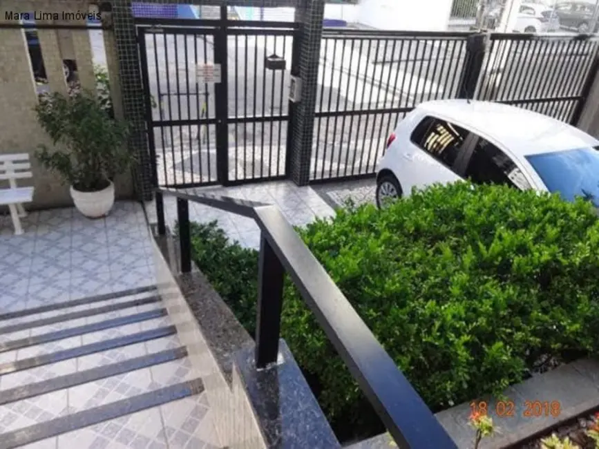 Apartamento com 3 quartos à venda, 120m2 em Costa Azul, Salvador - BA - imagem 8 Foto 8 de Apartamento com 3 quartos à venda, 120m2 em Costa Azul, Salvador - BA