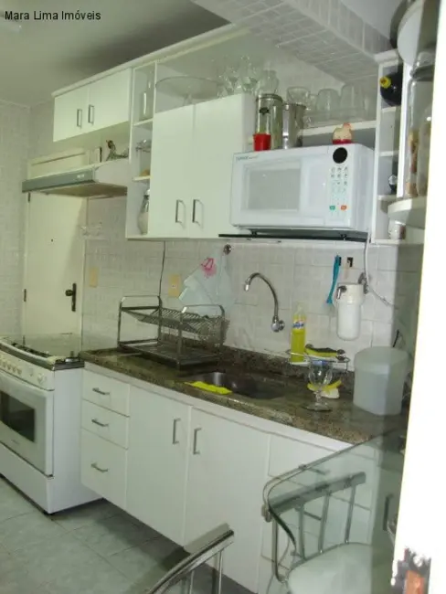 Apartamento com 3 quartos à venda, 120m2 em Costa Azul, Salvador - BA - imagem 6 Foto 6 de Apartamento com 3 quartos à venda, 120m2 em Costa Azul, Salvador - BA