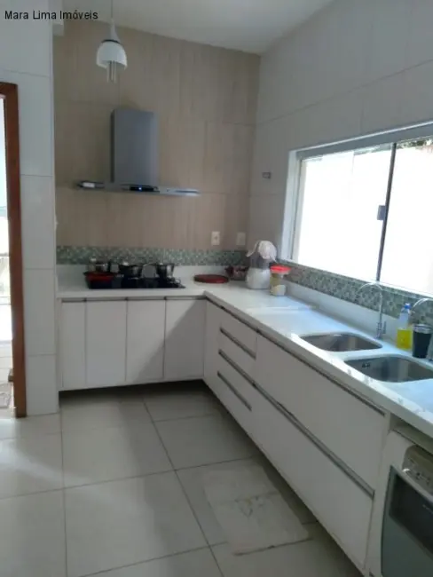 Foto 3 de Casa de Condomínio com 3 quartos à venda, 270m2 em Piatã, Salvador - BA